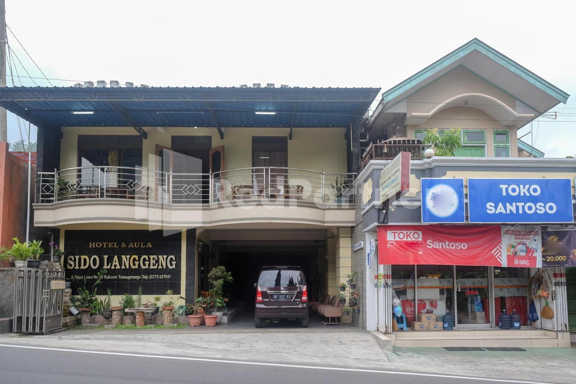 Hotel Sido Langgeng Tawangmangu Mitra Reddoorz Esterno foto