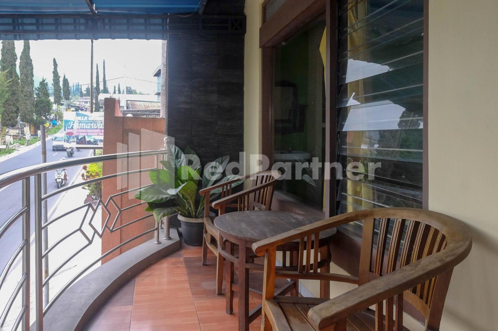 Hotel Sido Langgeng Tawangmangu Mitra Reddoorz Esterno foto